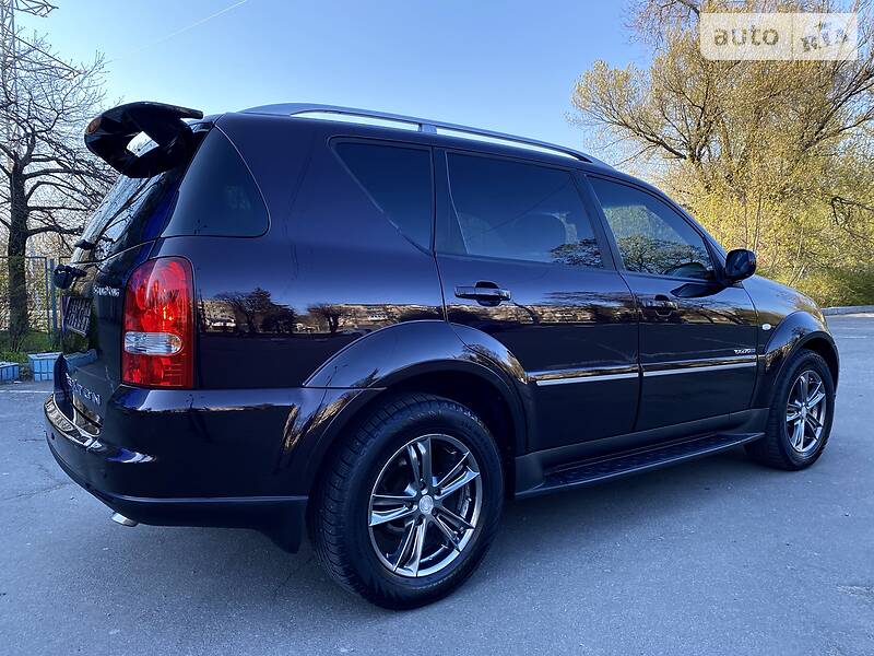 Позашляховик / Кросовер SsangYong Rexton 2010 в Дніпрі