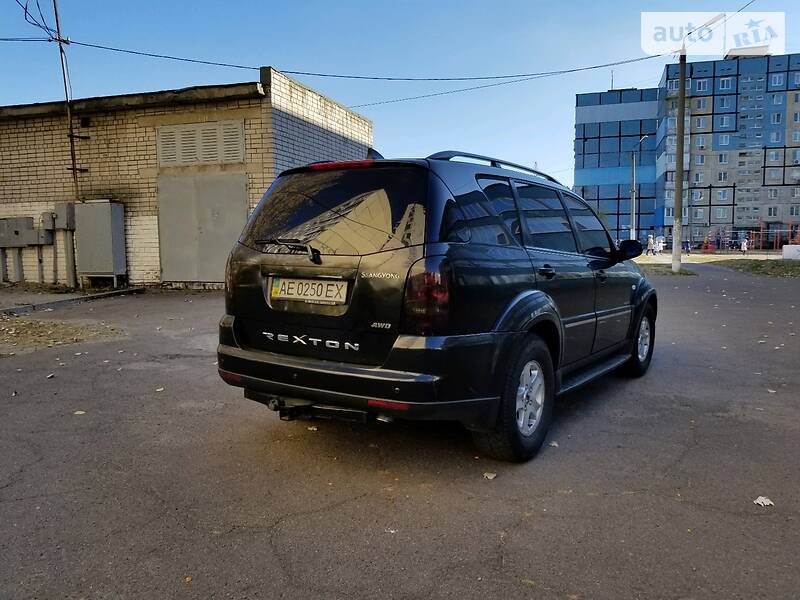 Позашляховик / Кросовер SsangYong Rexton 2008 в Дніпрі