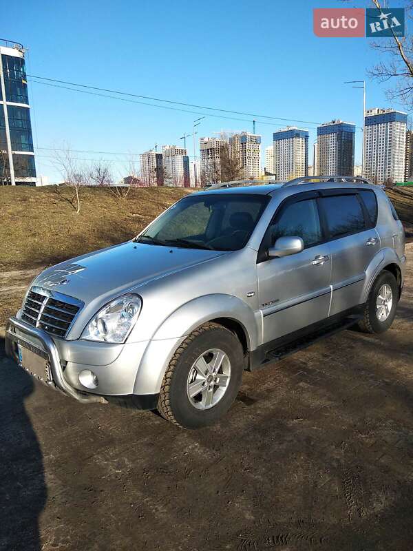 Позашляховик / Кросовер SsangYong Rexton 2012 в Києві