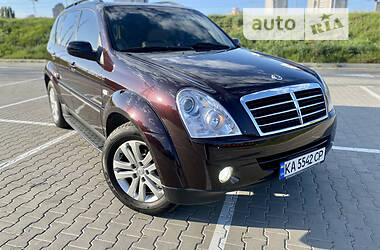 Внедорожник / Кроссовер SsangYong Rexton 2009 в Киеве