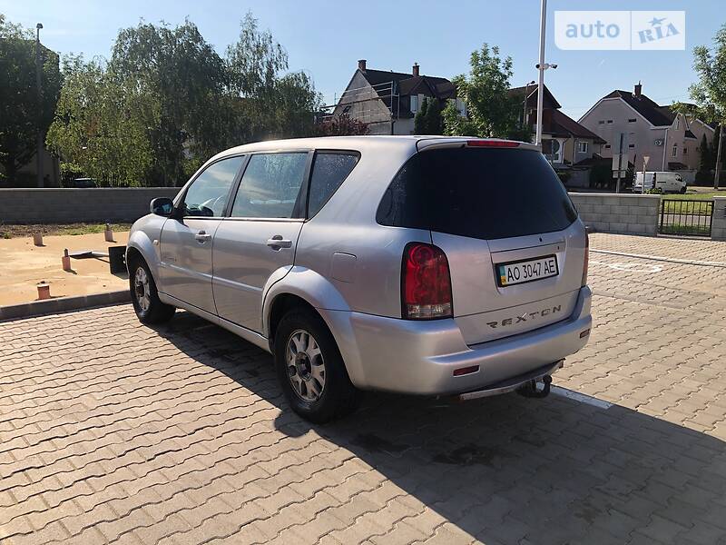 Позашляховик / Кросовер SsangYong Rexton 2006 в Ужгороді
