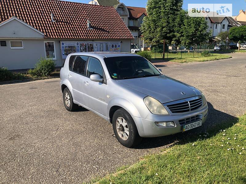 Позашляховик / Кросовер SsangYong Rexton 2006 в Ужгороді