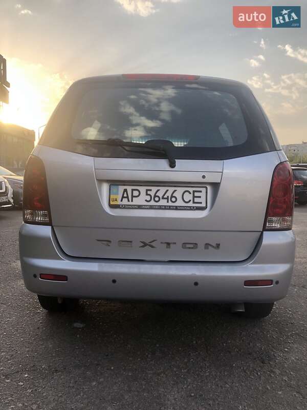 Внедорожник / Кроссовер SsangYong Rexton 2006 в Запорожье