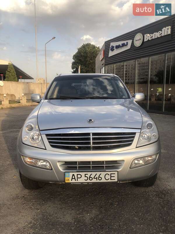 Внедорожник / Кроссовер SsangYong Rexton 2006 в Запорожье