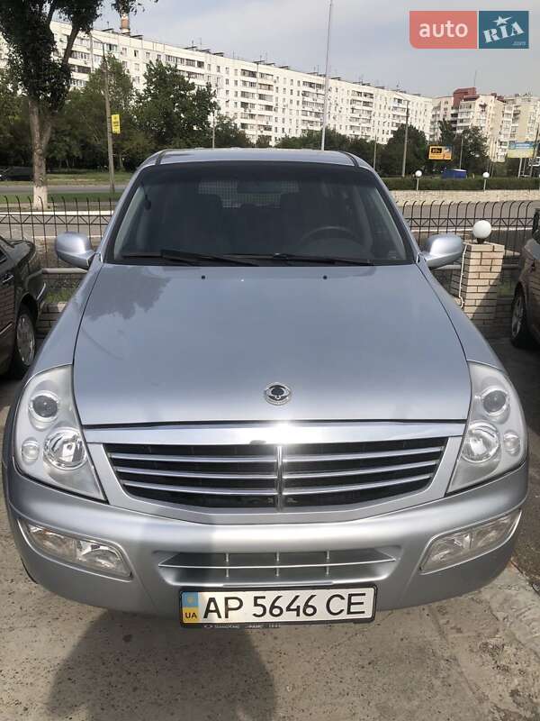 Внедорожник / Кроссовер SsangYong Rexton 2006 в Запорожье