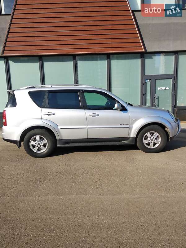 Позашляховик / Кросовер SsangYong Rexton 2012 в Києві