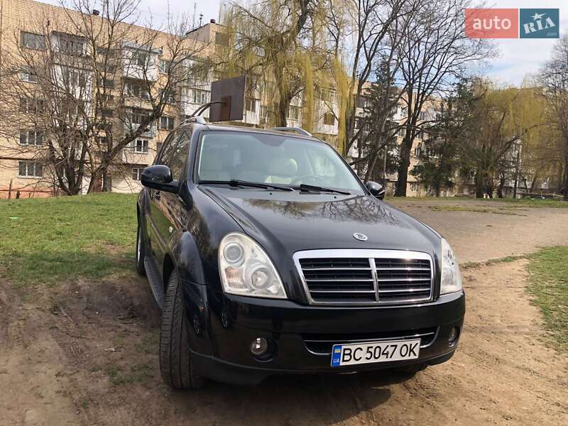 Внедорожник / Кроссовер SsangYong Rexton 2007 в Черновцах