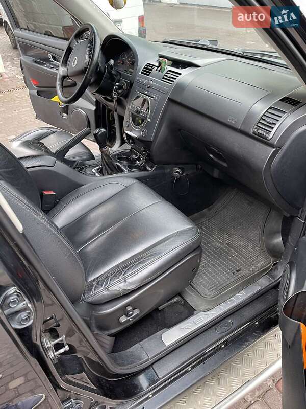 Позашляховик / Кросовер SsangYong Rexton 2008 в Львові