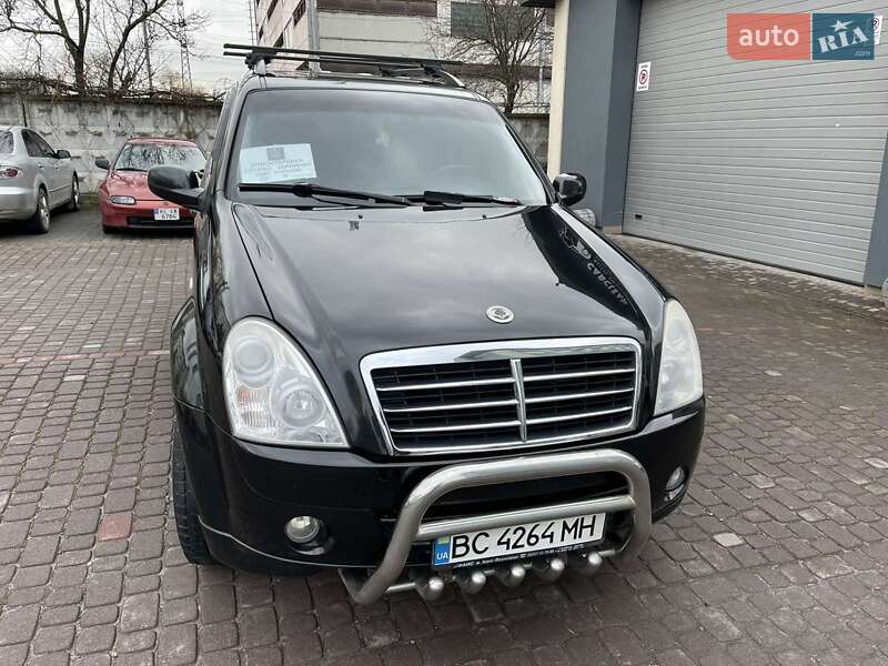 Позашляховик / Кросовер SsangYong Rexton 2008 в Львові