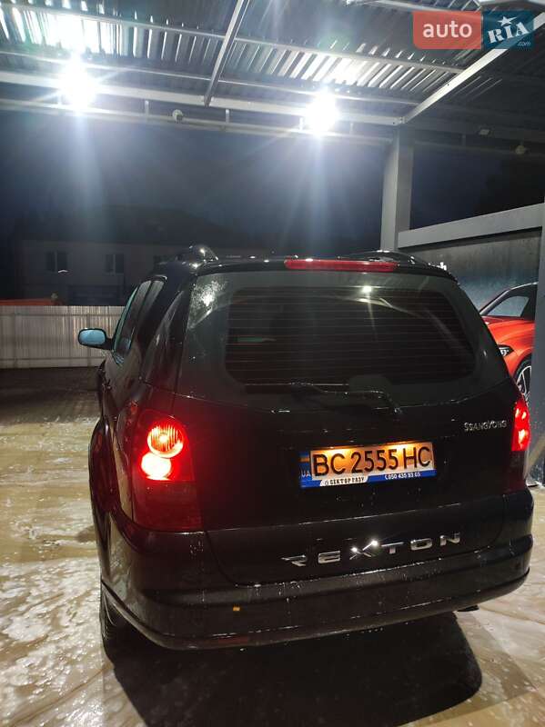 Позашляховик / Кросовер SsangYong Rexton 2007 в Старому Самборі