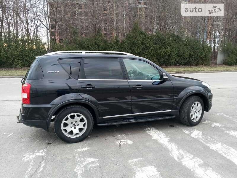 Внедорожник / Кроссовер SsangYong Rexton 2015 в Львове