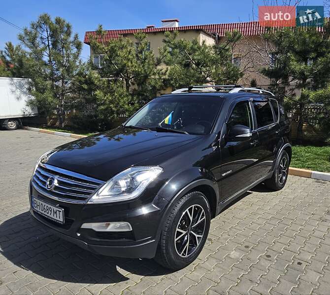 Позашляховик / Кросовер SsangYong Rexton 2012 в Ужгороді