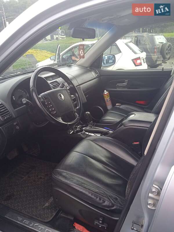Позашляховик / Кросовер SsangYong Rexton 2006 в Львові