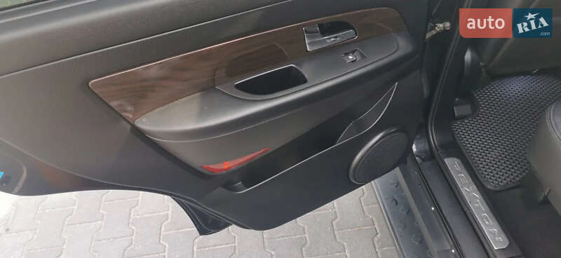 Внедорожник / Кроссовер SsangYong Rexton 2008 в Киеве