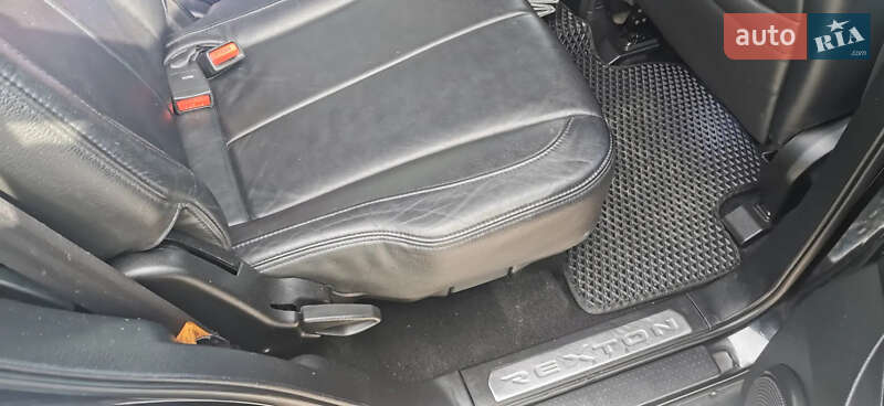 Внедорожник / Кроссовер SsangYong Rexton 2008 в Киеве