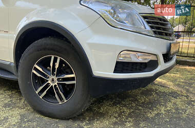 Внедорожник / Кроссовер SsangYong Rexton 2014 в 