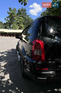 Позашляховик / Кросовер SsangYong Rexton 2013 в 