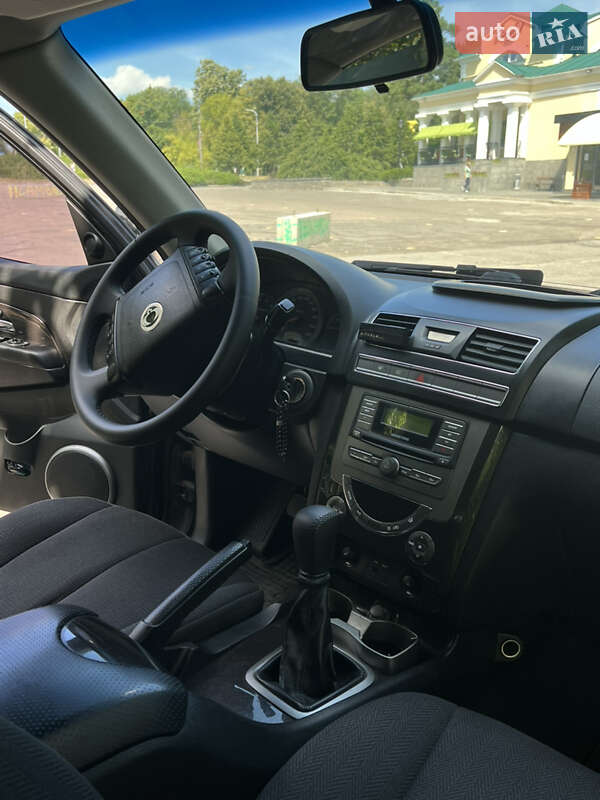 Позашляховик / Кросовер SsangYong Rexton 2013 в Умані фото 45 Позашляховик / Кросовер SsangYong Rexton 2013 в Умані