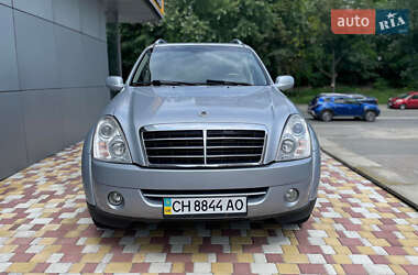 Внедорожник / Кроссовер SsangYong Rexton 2010 в Киеве