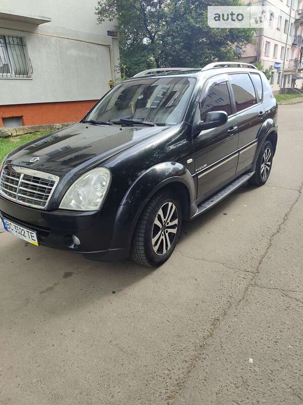 Позашляховик / Кросовер SsangYong Rexton 2009 в Стрию