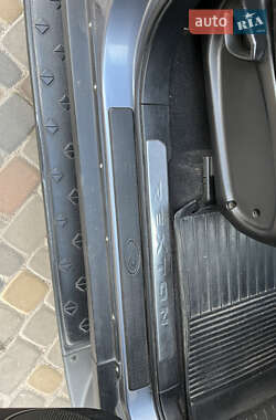 Позашляховик / Кросовер SsangYong Rexton 2011 в 