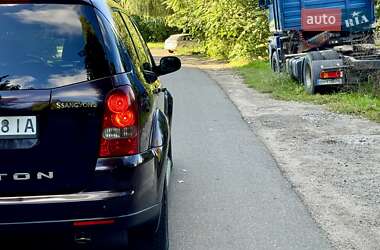Внедорожник / Кроссовер SsangYong Rexton 2012 в 