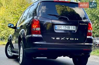 Внедорожник / Кроссовер SsangYong Rexton 2012 в 