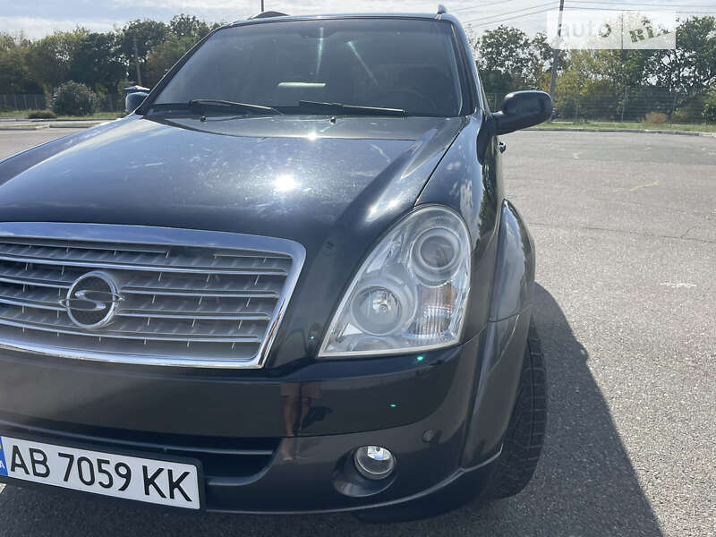 Внедорожник / Кроссовер SsangYong Rexton 2011 в Одессе