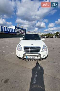 Позашляховик / Кросовер SsangYong Rexton 2011 в 