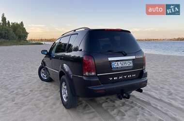 Внедорожник / Кроссовер SsangYong Rexton 2005 в Каневе