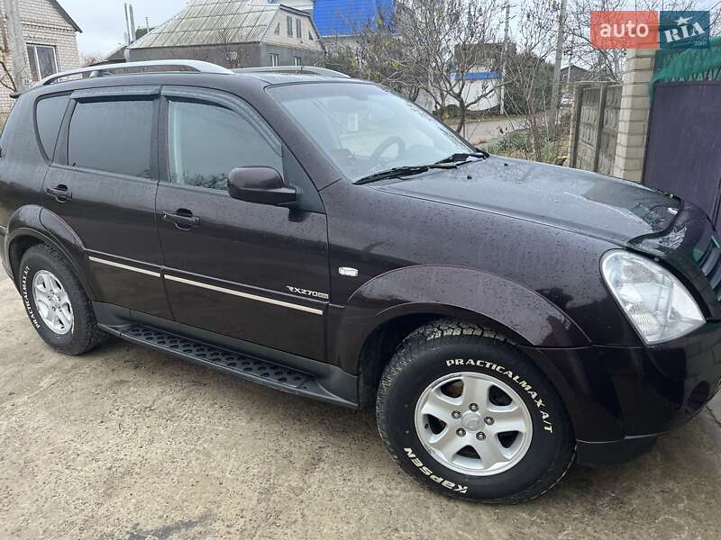 Внедорожник / Кроссовер SsangYong Rexton 2009 в 