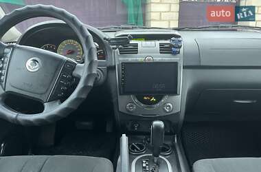 Внедорожник / Кроссовер SsangYong Rexton 2009 в 