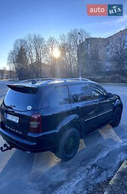 Внедорожник / Кроссовер SsangYong Rexton 2012 в 