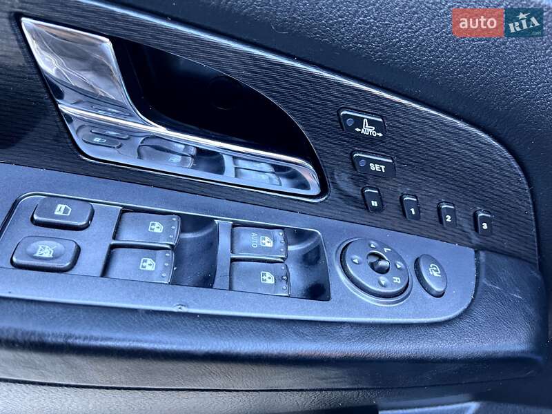 Позашляховик / Кросовер SsangYong Rexton 2012 в Обухові