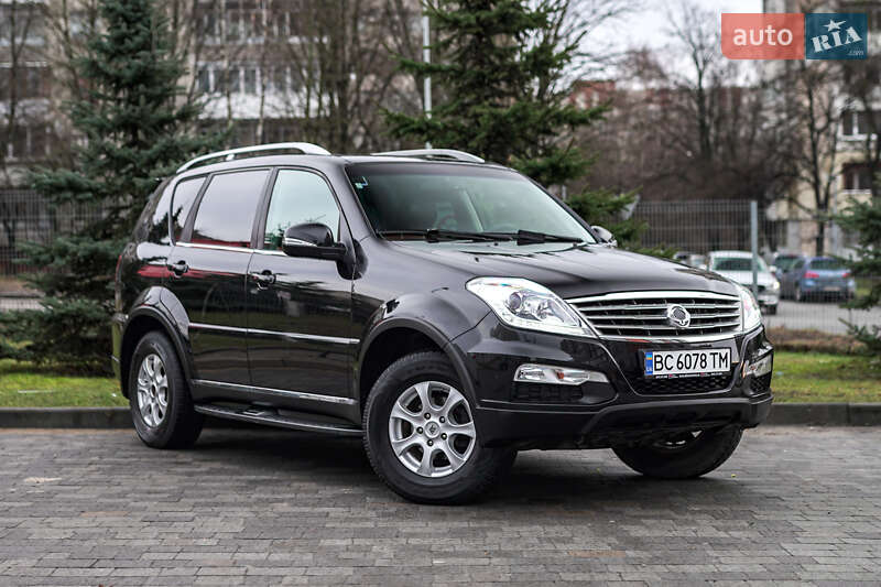 Внедорожник / Кроссовер SsangYong Rexton 2015 в Львове