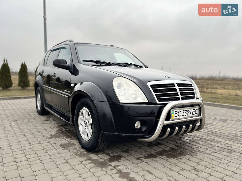Позашляховик / Кросовер SsangYong Rexton 2007 в Львові