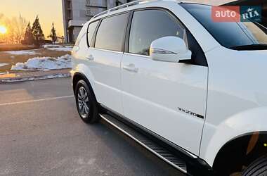 Внедорожник / Кроссовер SsangYong Rexton 2014 в Киеве