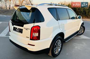 Внедорожник / Кроссовер SsangYong Rexton 2014 в Киеве