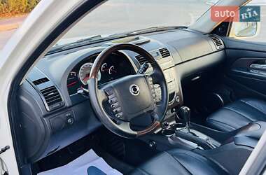 Внедорожник / Кроссовер SsangYong Rexton 2014 в Киеве