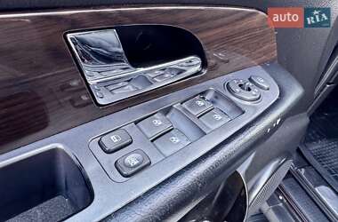 Позашляховик / Кросовер SsangYong Rexton 2012 в 