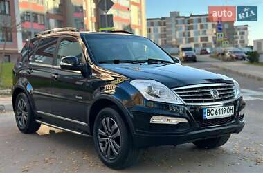 Внедорожник / Кроссовер SsangYong Rexton 2013 в 