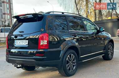 Внедорожник / Кроссовер SsangYong Rexton 2013 в 