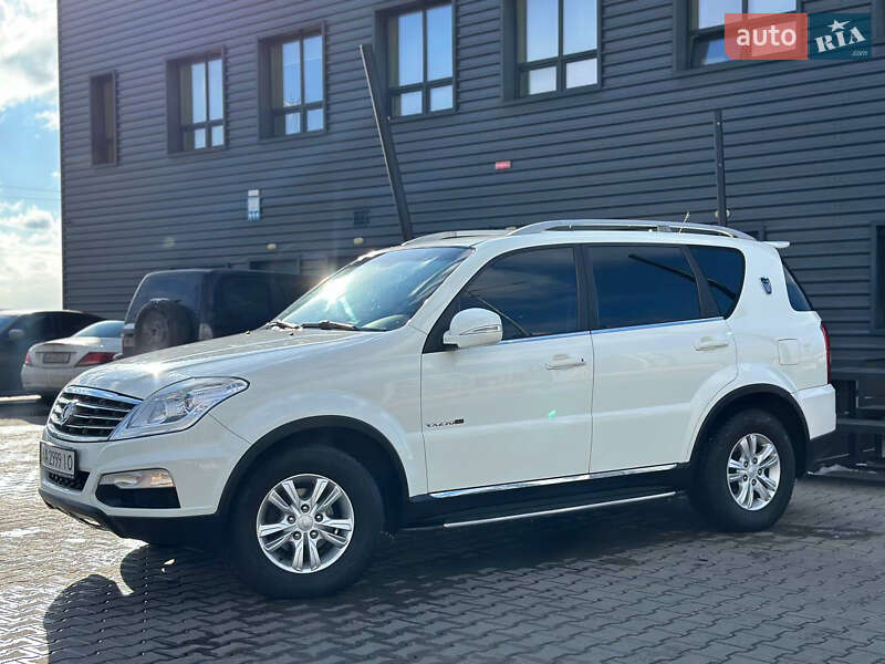 Позашляховик / Кросовер SsangYong Rexton 2012 в Києві