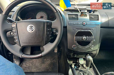 Внедорожник / Кроссовер SsangYong Rexton 2011 в 