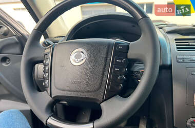 Внедорожник / Кроссовер SsangYong Rexton 2011 в 