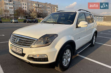 Позашляховик / Кросовер SsangYong Rexton 2012 в 