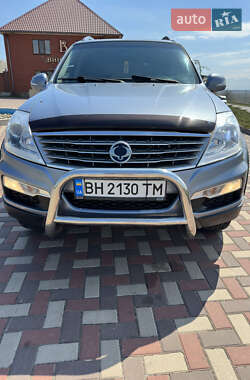 Позашляховик / Кросовер SsangYong Rexton 2013 в 