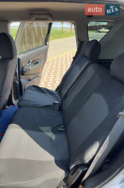 Позашляховик / Кросовер SsangYong Rexton 2013 в 