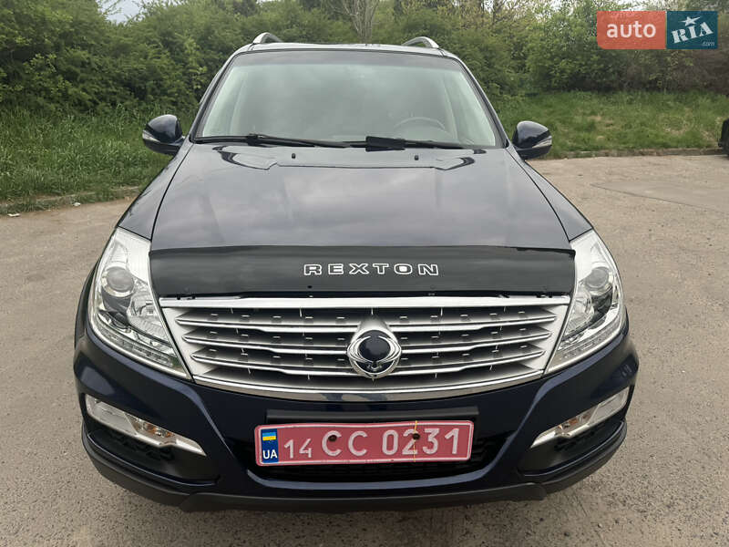 Внедорожник / Кроссовер SsangYong Rexton 2016 в 