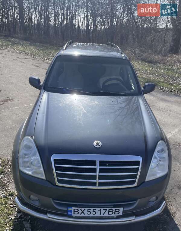 Внедорожник / Кроссовер SsangYong Rexton 2007 в Городке